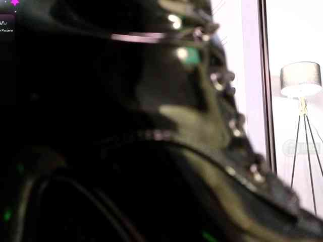 Sonia-Black webcam
