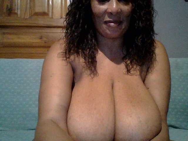 Busty8