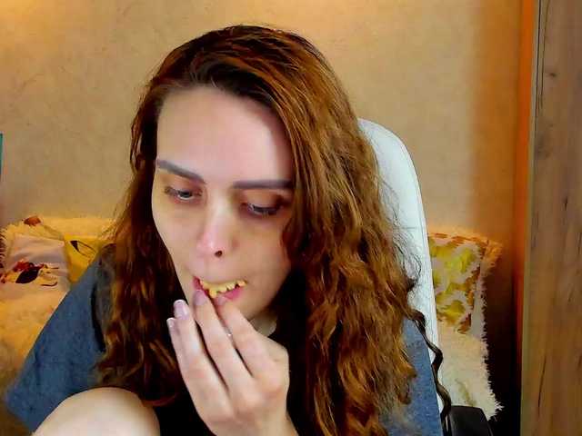 miagrantes's BongaCams show and profile