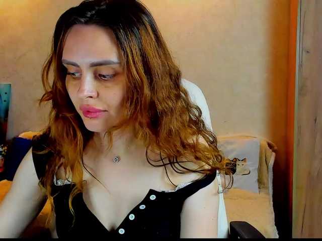 miagrantes Live Cam on BongaCams