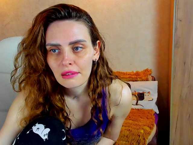 miagrantes's BongaCams show and profile