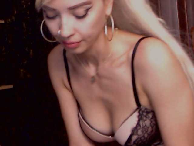 spicystarlet live cam on UnifiedCams