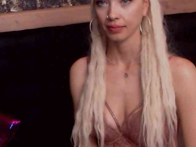 spicystarlet webcam
