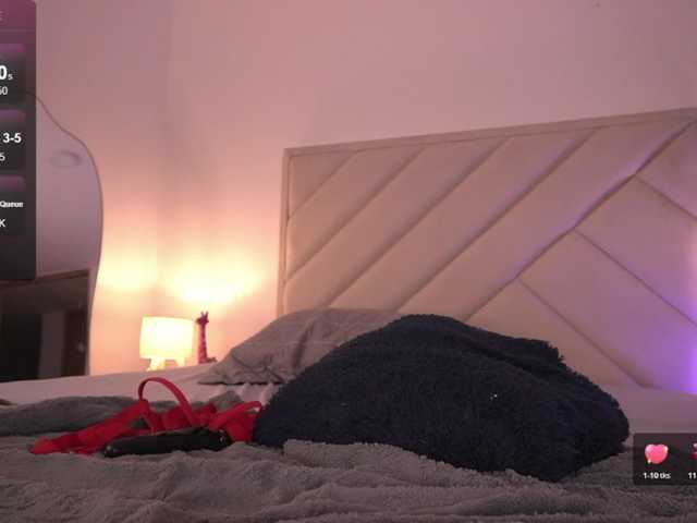 Sofia-Jones live cam on BongaCams