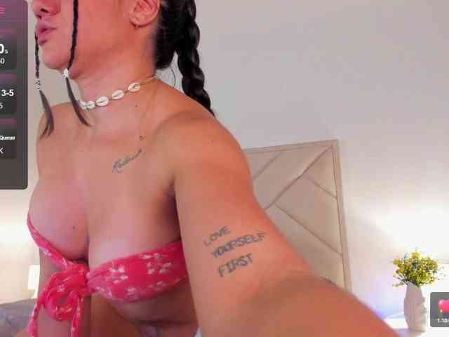 Sofia-Jones webcam