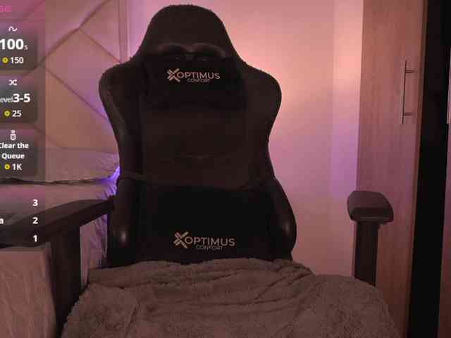 Sofia-Jones webcam