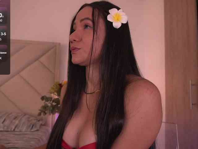 Sofia-Jones webcam