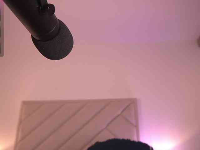 Sofia-Jones webcam