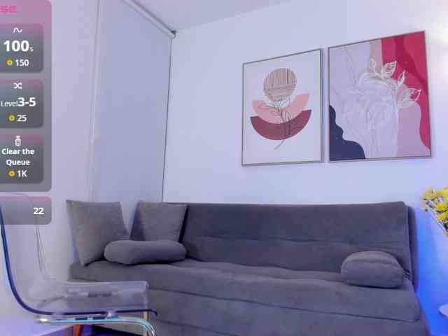 Sofia-Jones webcam