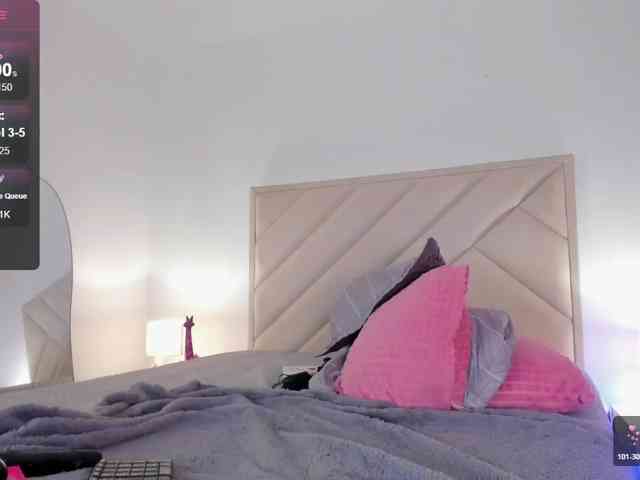 Sofia-Jones webcam