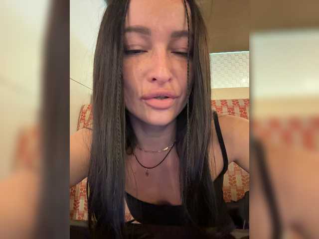 GAVKA_ — live female cam