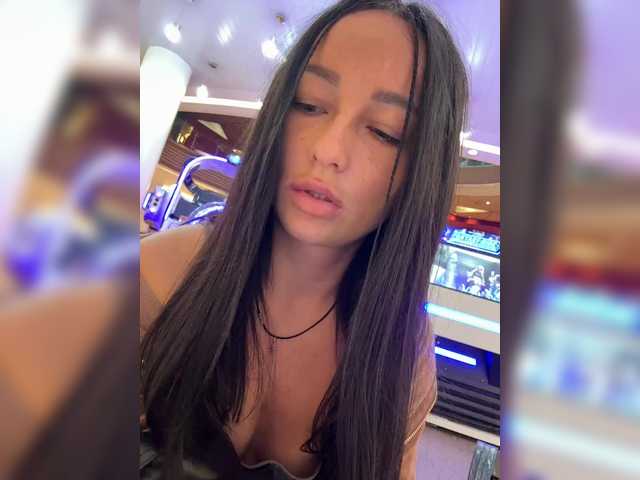 Kisa-Gav live cam on BongaCams