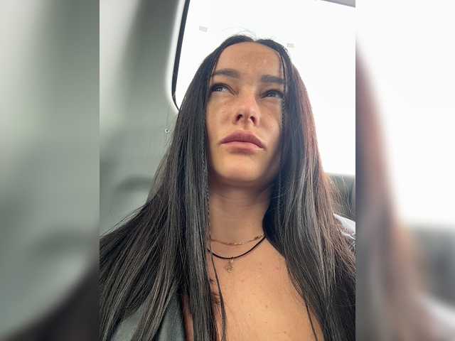GAVKA_ — live female cam