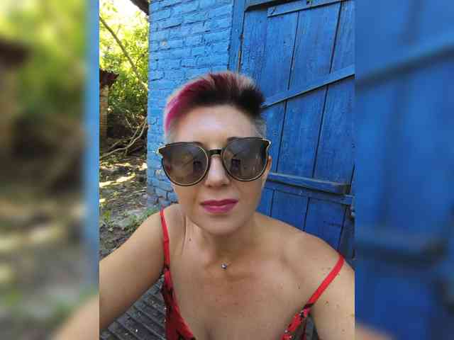 BUSINKA-25 Sex Cam Show
