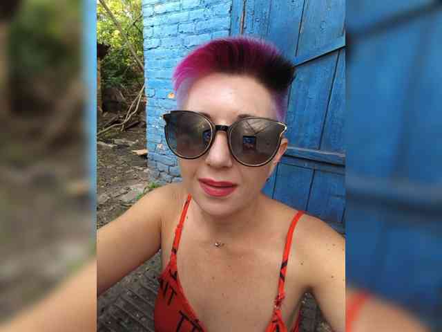 BUSINKA-25 Sex Cam Show