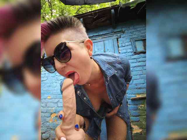 Model: ___---___