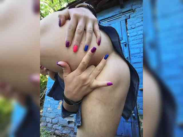 Model: ___---___