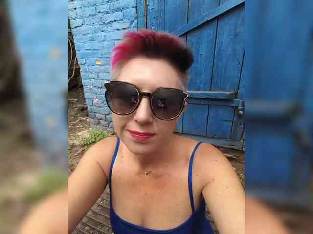 BUSINKA-25 Sex Cam Show