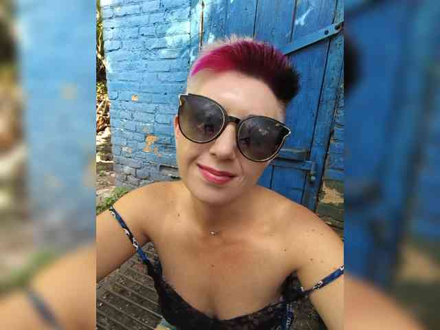 BUSINKA-25 Sex Cam Show