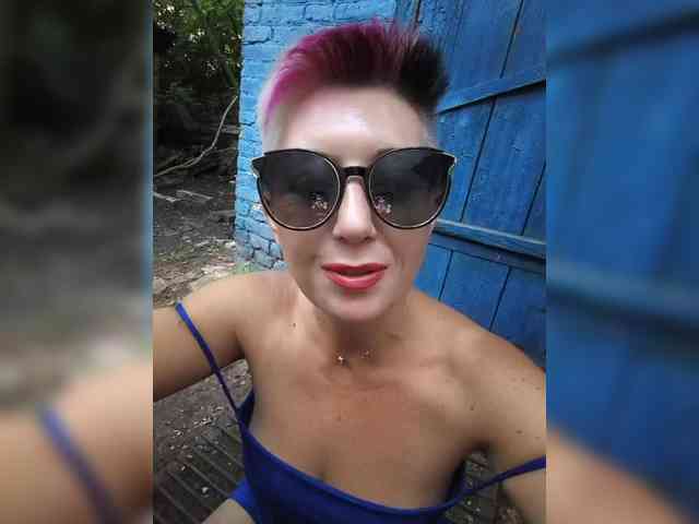 BUSINKA-25 Sex Cam Show