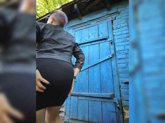 BUSINKA-25 Sex Cam Show