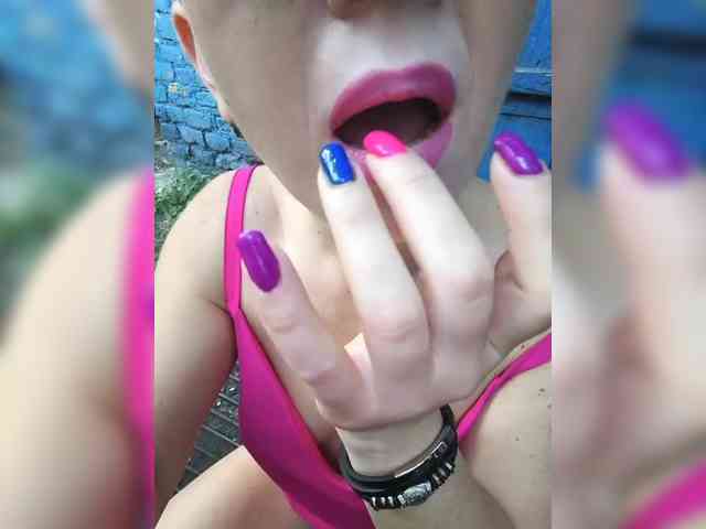 BUSINKA-25 Sex Cam Show