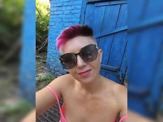 BUSINKA-25 Sex Cam Show
