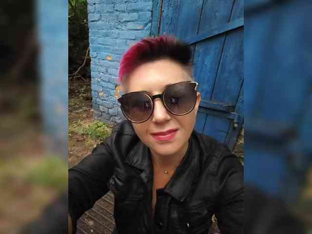 BUSINKA-25 Sex Cam Show