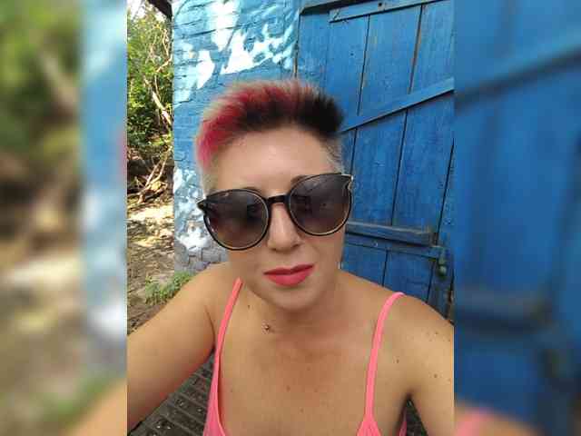BUSINKA-25 Sex Cam Show
