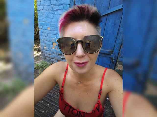 BUSINKA-25 Sex Cam Show