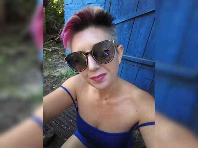 BUSINKA-25 Sex Cam Show