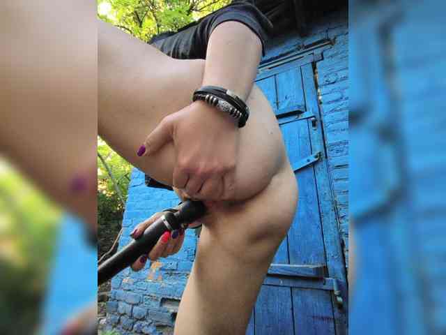 BUSINKA-25 Sex Cam Show
