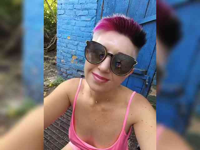 BUSINKA-25 Sex Cam Show