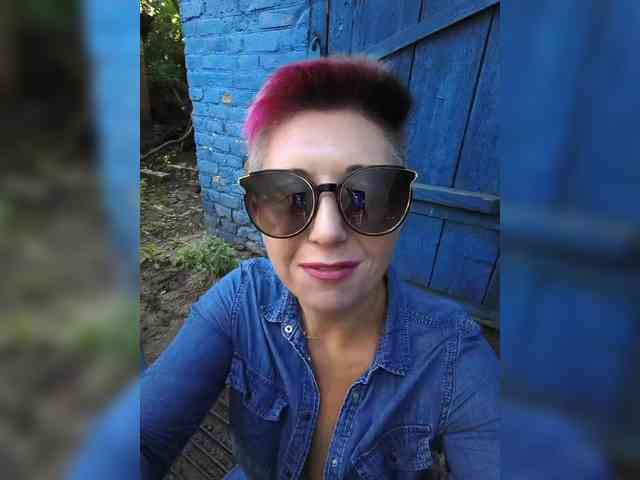 BUSINKA-25 Sex Cam Show