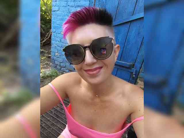 BUSINKA-25 Sex Cam Show