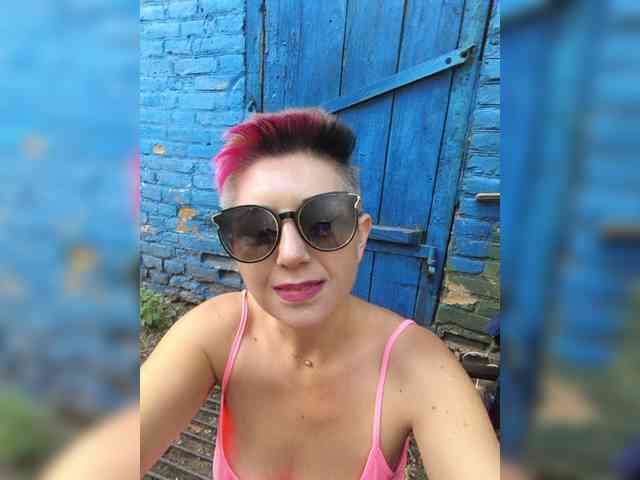 BUSINKA-25 Sex Cam Show