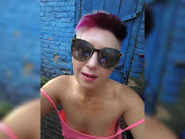 BUSINKA-25 Sex Cam Show
