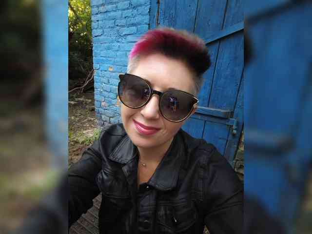BUSINKA-25 Sex Cam Show