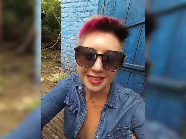BUSINKA-25 Sex Cam Show