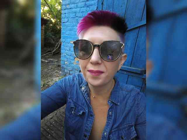 BUSINKA-25 Sex Cam Show