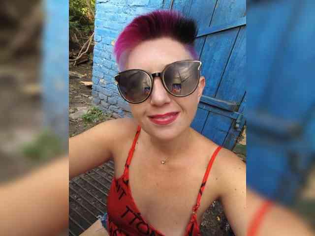 BUSINKA-25 Sex Cam Show
