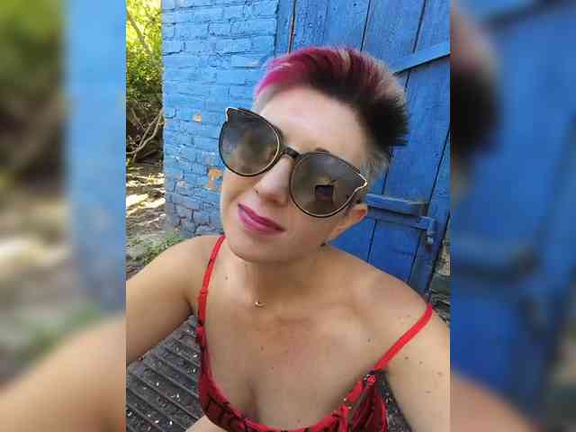 BUSINKA-25 Sex Cam Show