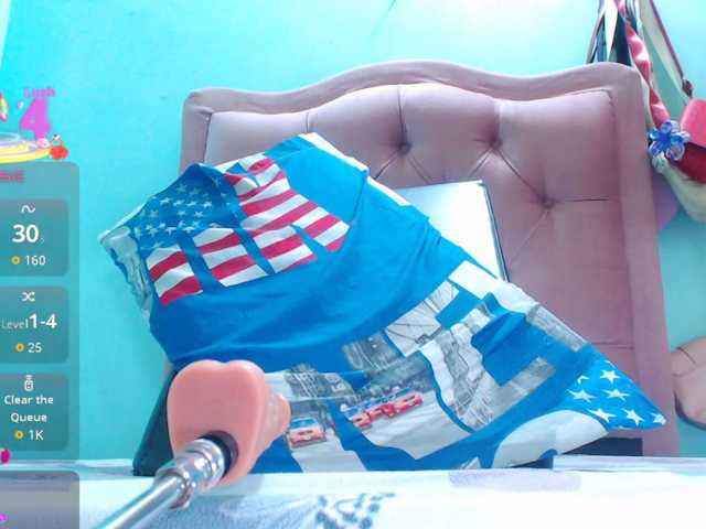NicolTamara live cam on BongaCams