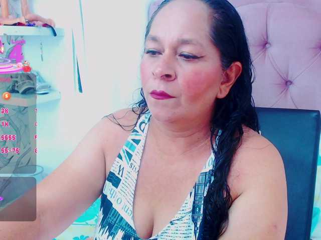 NicolTamara live cam on BongaCams