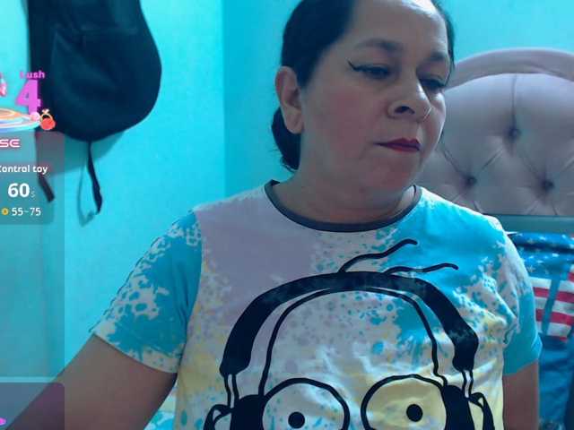 NicolTamara live cam on BongaCams