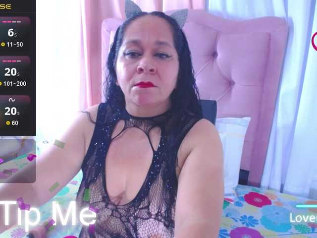 NicolTamara live cam on BongaCams