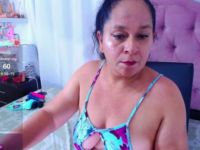 NicolTamara live cam on BongaCams