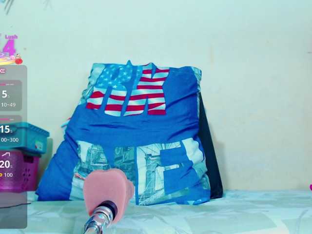 NicolTamara live cam on BongaCams