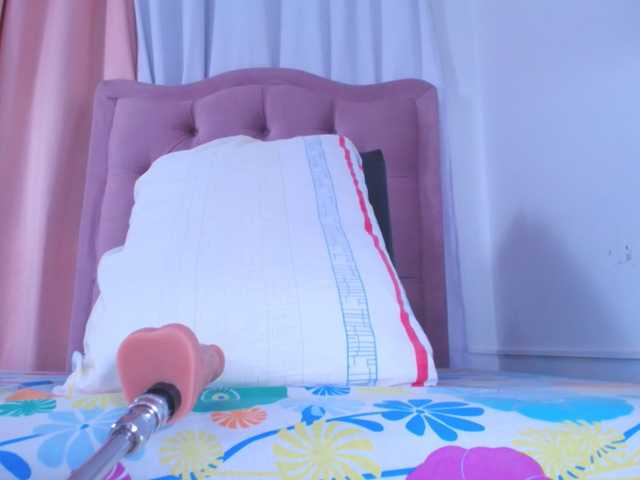 NicolTamara live cam on BongaCams