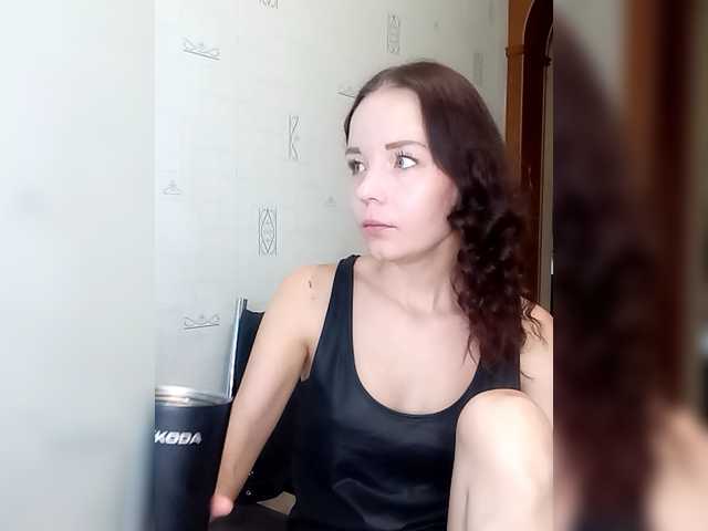le modèle TotoJojo777 est en webcam porno dans un show sur le site bongacams, il possède les tags suivants: White/Caucasian,Brunette,Shaved